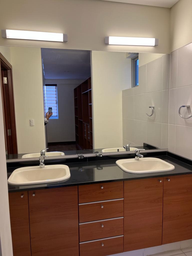 En Venta a $us 295,000 Foto 13