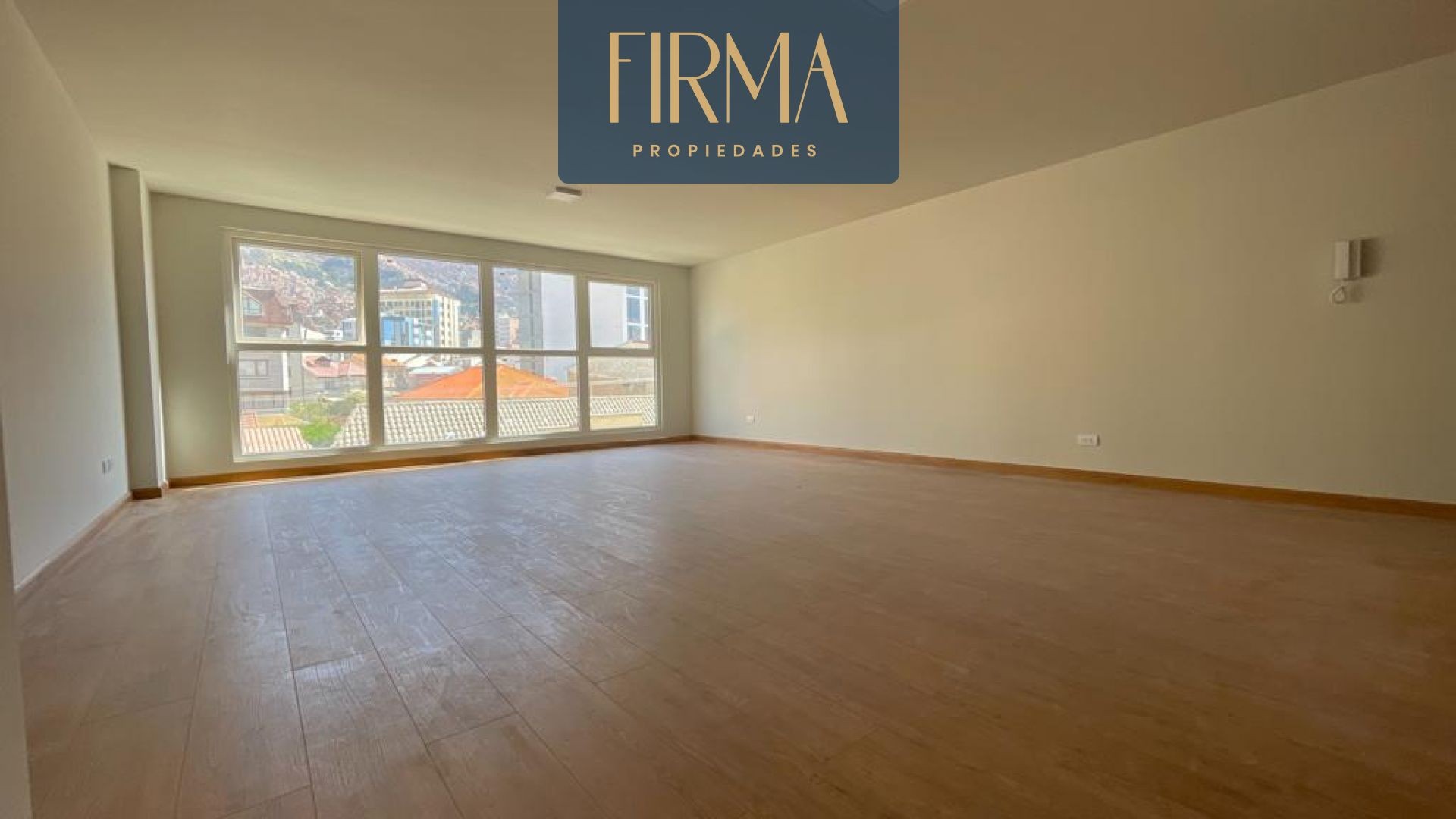 Departamento en Sopocachi en La Paz 3 dormitorios 4 baños 1 parqueos Foto 2