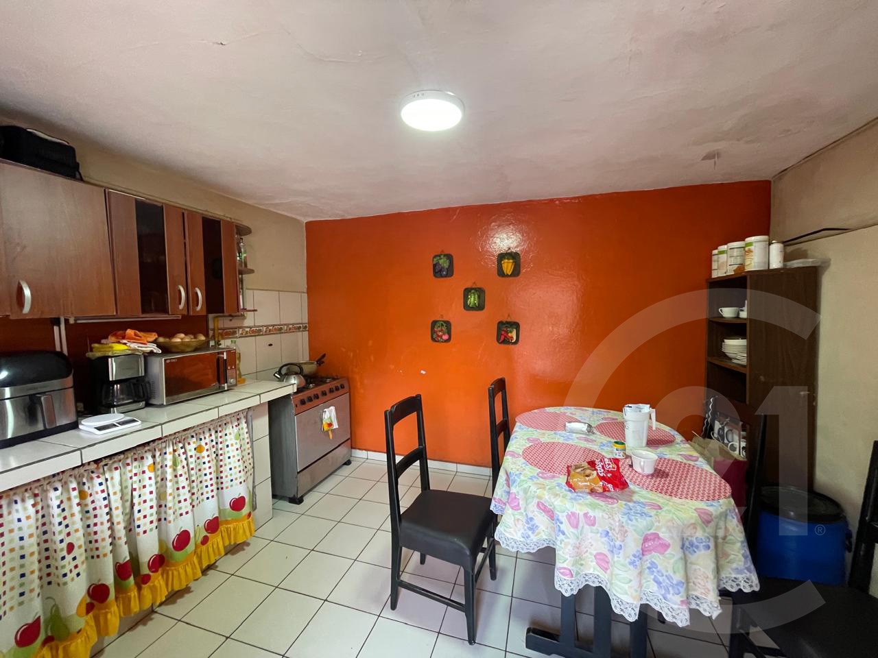 Departamento en VentaZona oeste, entre 1er. y 2do. anillo 2 dormitorios 1 baños 2 parqueos Foto 5