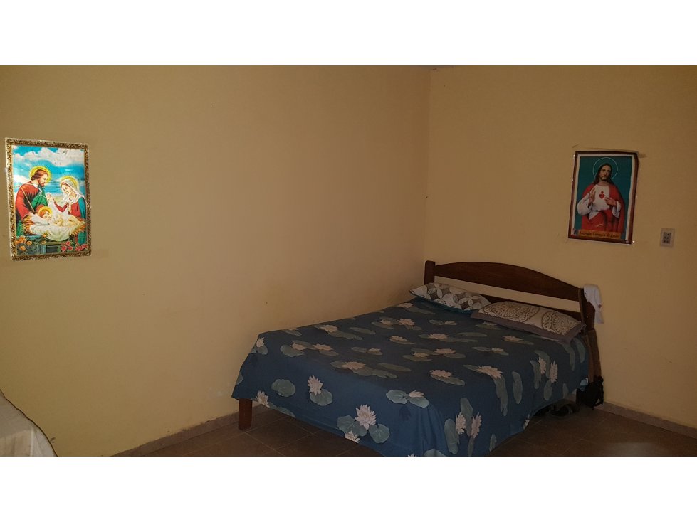 Casa en VentaCasa en anticrético en Zona Norte 3 dormitorios 1 baños 1 parqueos Foto 8