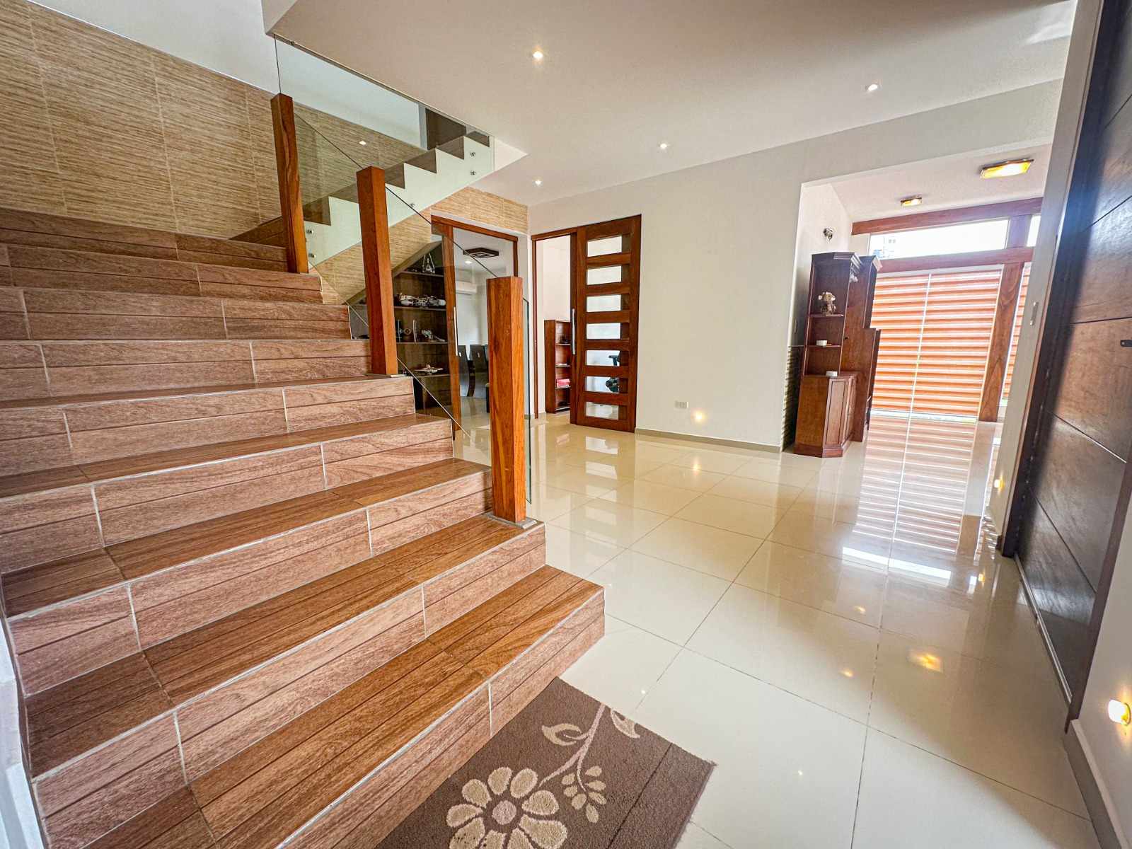 En Venta a $us 430,000 Foto 2