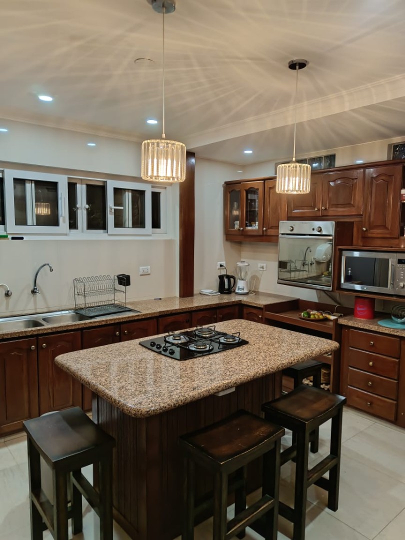 En Alquiler a $us 1,100 Foto 9