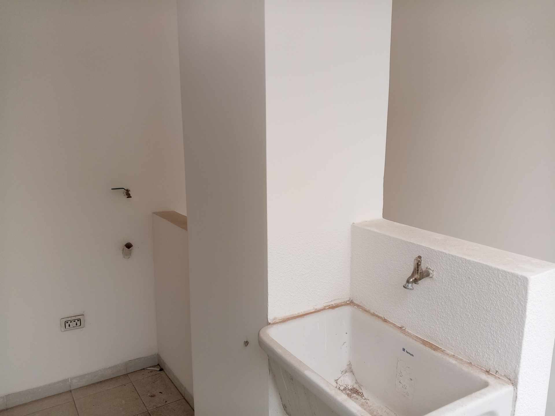 Casa en Alquiler[CONDOMINIO JERUSALEN| 4TO. Y 5TO. ANILLO ZONA NORTE ENTRE RADIAL 26 Y 27 CERCA DE MALL LAS BRISAS] ALQUILER SIN MUEBLES CASA DE 2 PLANTAS, DE 3 DORMITORIOS PET FRIENDLY, CON DEPENDENCIAS Y PARQUEO TECHADO Foto 22