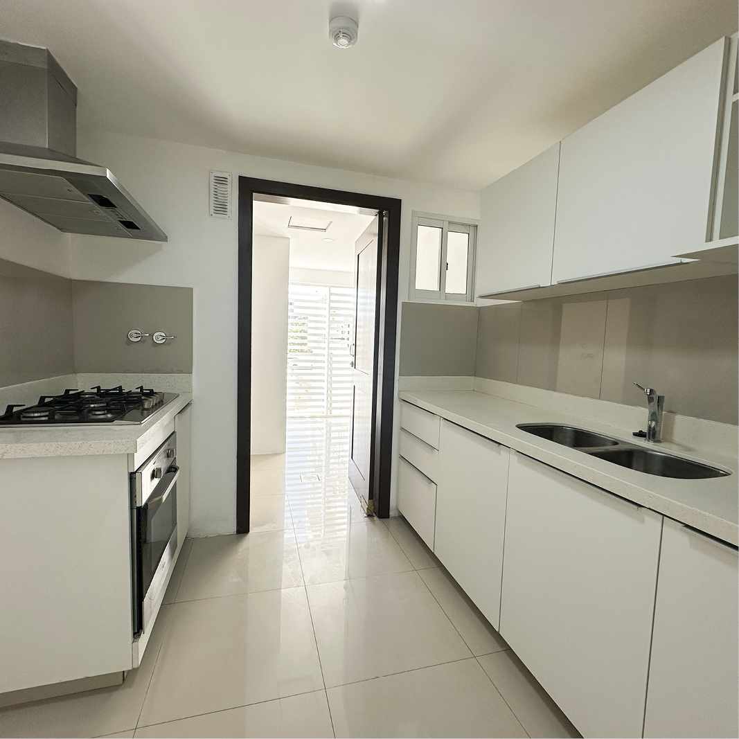 Departamento en VentaCond. San Francisco Norte, Av. Banzer entre 2do y 3er anillo 2 dormitorios 4 baños 1 parqueos Foto 15
