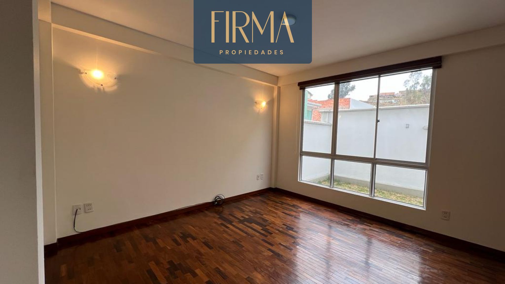 Casa en VentaCOMPRA ESTA CASA EN CHASQUIPAMPA 3 dormitorios 4 baños 1 parqueos Foto 1