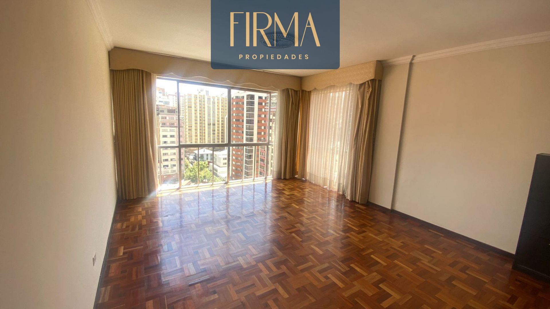 Departamento en Sopocachi en La Paz 4 dormitorios 4 baños 1 parqueos Foto 1