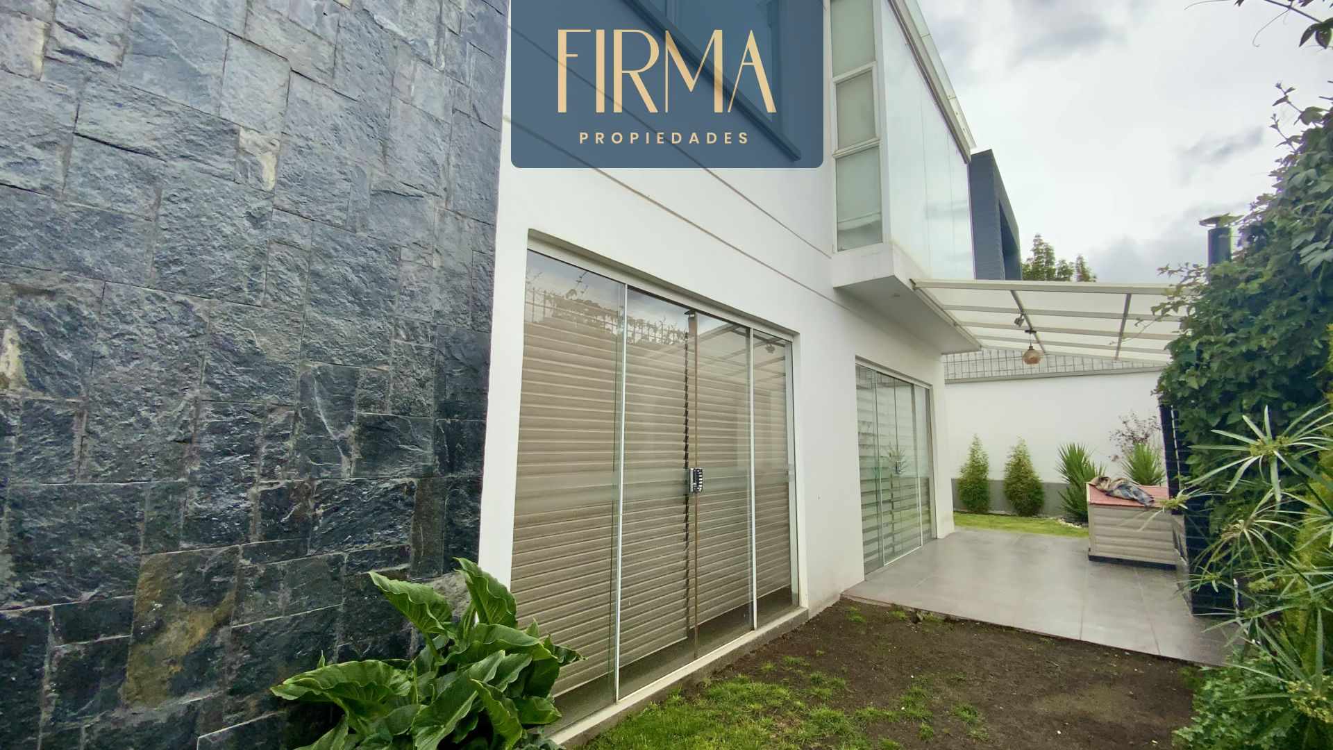 Casa en Achumani en La Paz 3 dormitorios 4 baños 3 parqueos Foto 37