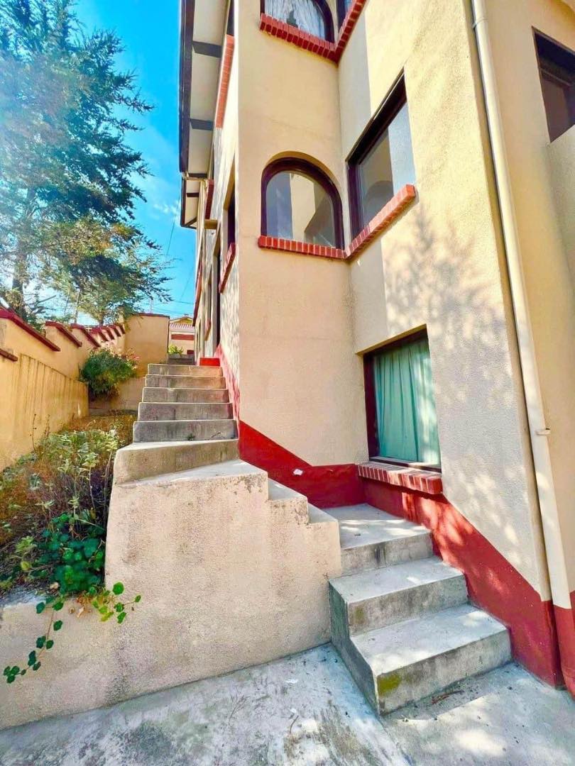 Departamento en AnticréticoBonito departamento en ANTICRETICO COTA COTA CALLE 35 2 dormitorios 1 baños 1 parqueos Foto 10