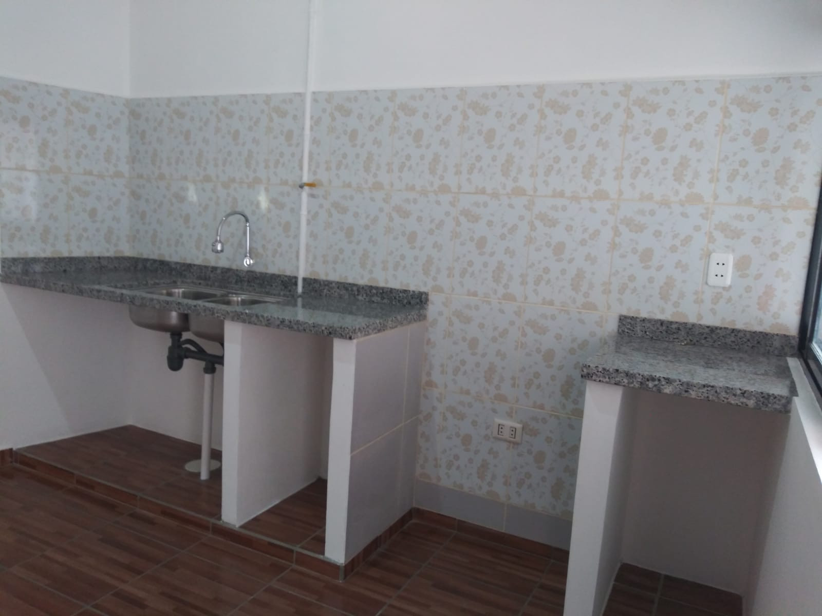 Casa en VentaCASA en VENTA en Pampa de la Isla - Avenida Montecristo (ver ubicacion) 2 dormitorios 1 baños 3 parqueos Foto 11