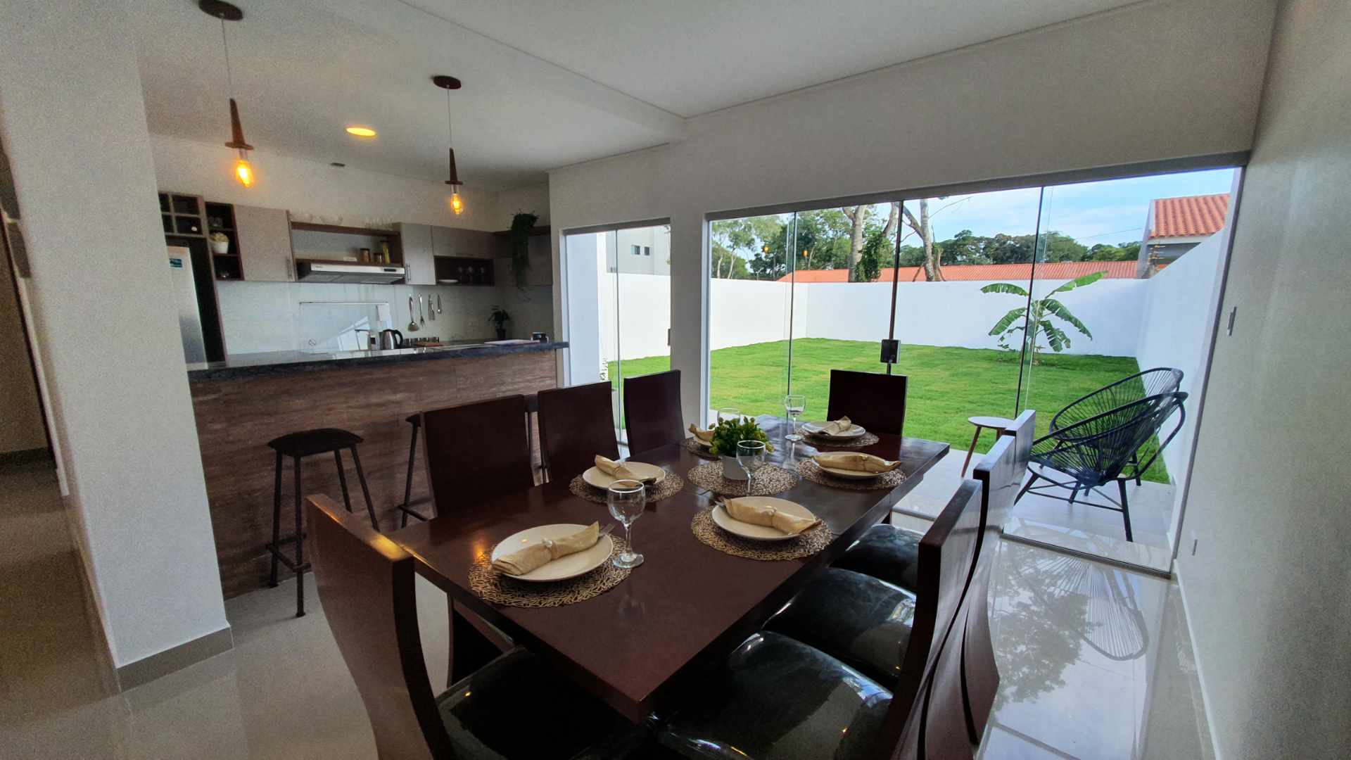 Casa en Carretera Norte en Santa Cruz de la Sierra 3 dormitorios 3 baños 2 parqueos Foto 16