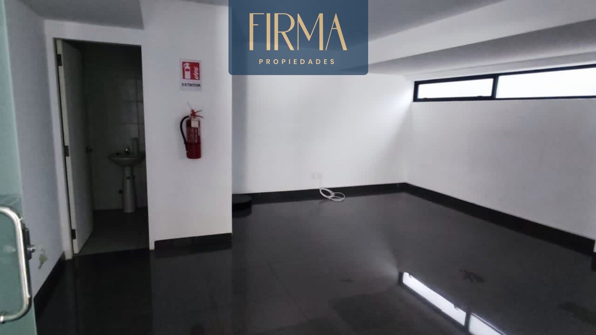 Local comercial LOCAL COMERCIAL EN ALQUILER, CALACOTO A PASOS DE LA AV. BALLIVIAN Foto 4