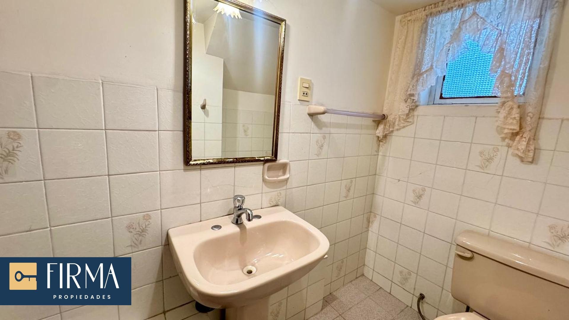 Casa en AlquilerCASA EN ALQUILER, MESETA DE ACHUMANI 4 dormitorios 4 baños 3 parqueos Foto 7