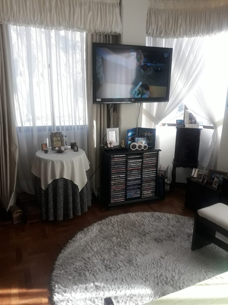 Departamento en Calacoto en La Paz 3 dormitorios 3 baños 1 parqueos Foto 12