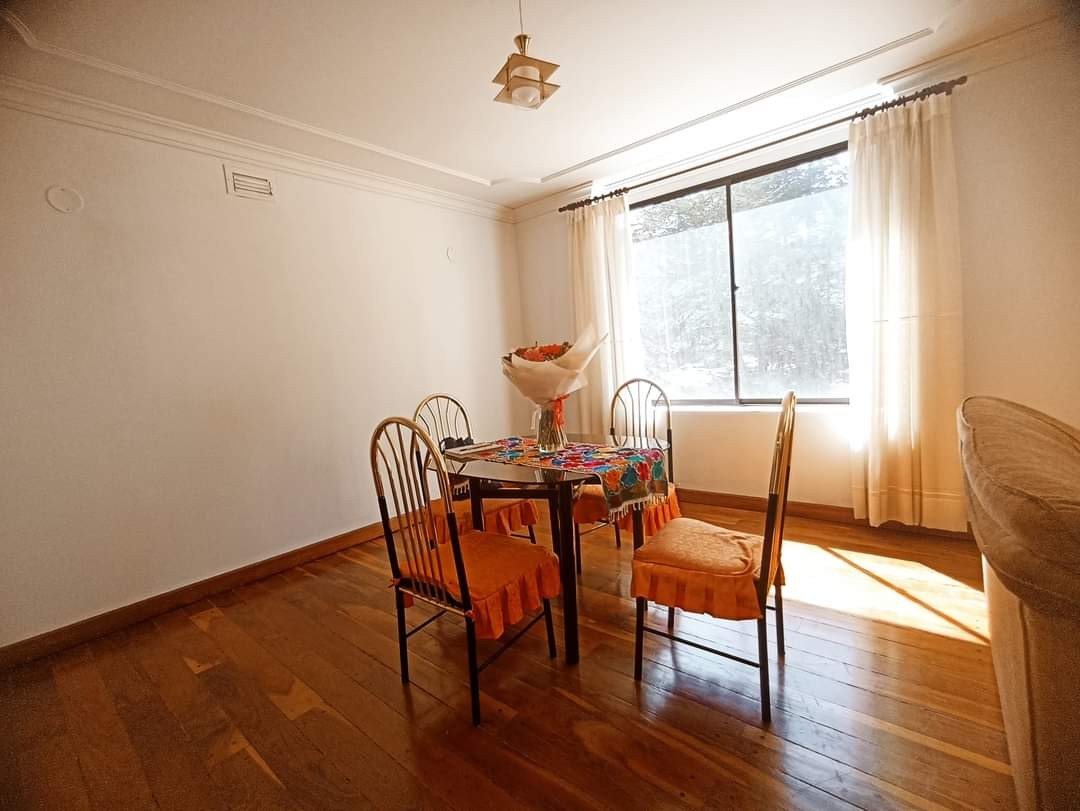 Departamento en AnticréticoObrajes calle 3 Foto 2