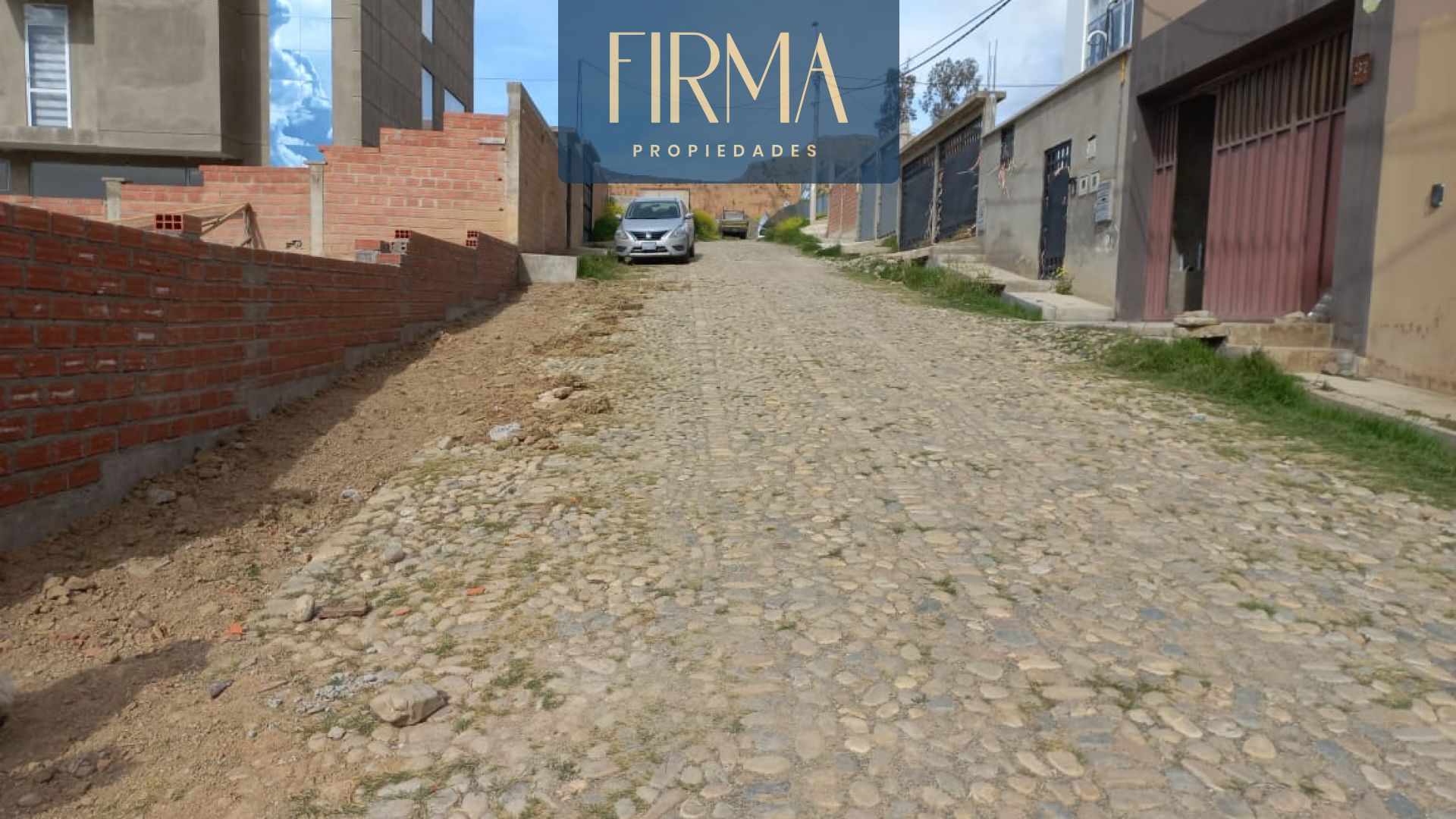 Terreno en VentaTERRENO EN VENTA, LA GLORIETA CALACOTO Foto 6