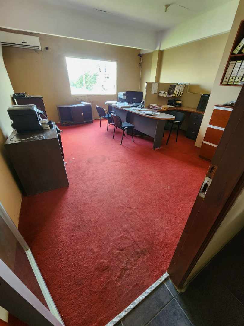 En Alquiler a $us 5,800 Foto 25