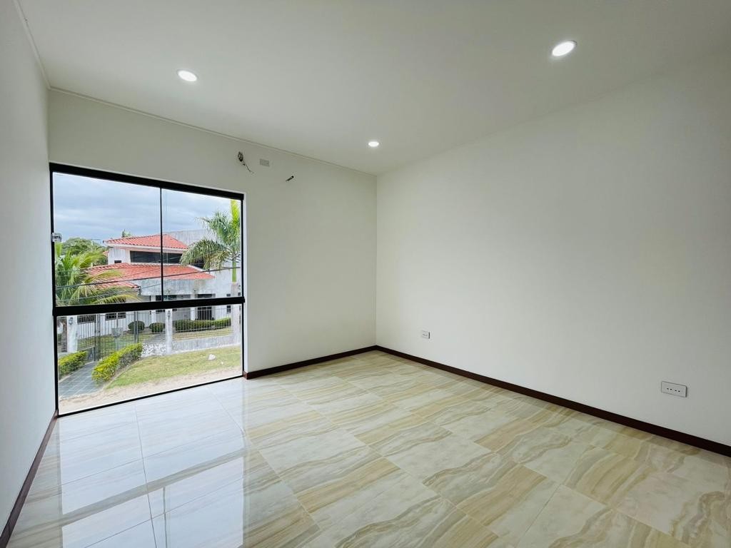 Casa Urbanizacion VILLA BONITA  / Condominio Turmalina III Foto 9