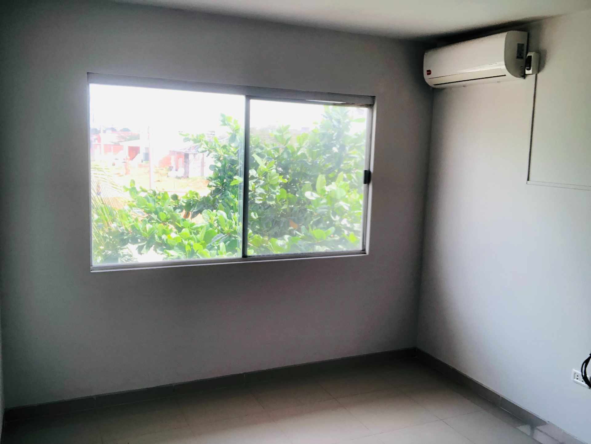 Casa en VentaCasa dentro de Condominio Zona Este  3 dormitorios 3 baños 2 parqueos Foto 23