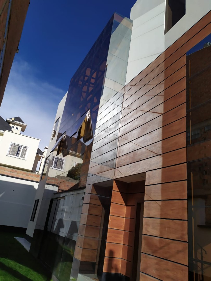 Casa en Achumani en La Paz 3 dormitorios 4 baños 2 parqueos Foto 19