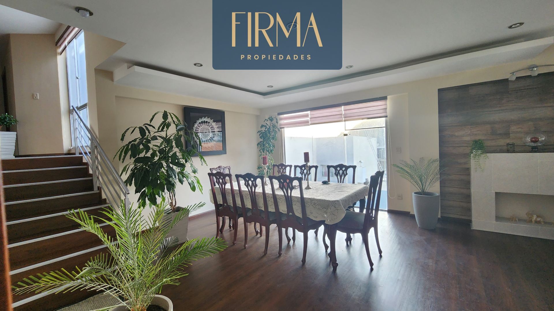 Departamento en VentaPENTHOUSE EN VENTA, ACHUMANI 3 dormitorios 4 baños 1 parqueos Foto 2