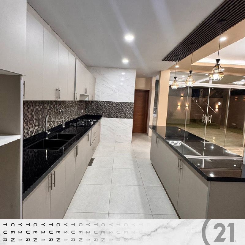 En Venta a $us 240,000 Foto 8