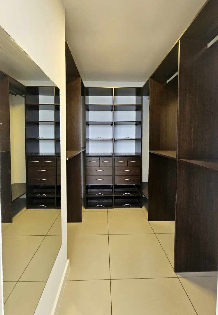 Departamento Av Pirai entre 4 y 5to anillo DEPARTAMENTO EN ALQUILER – COND VISTA VERDE Foto 18