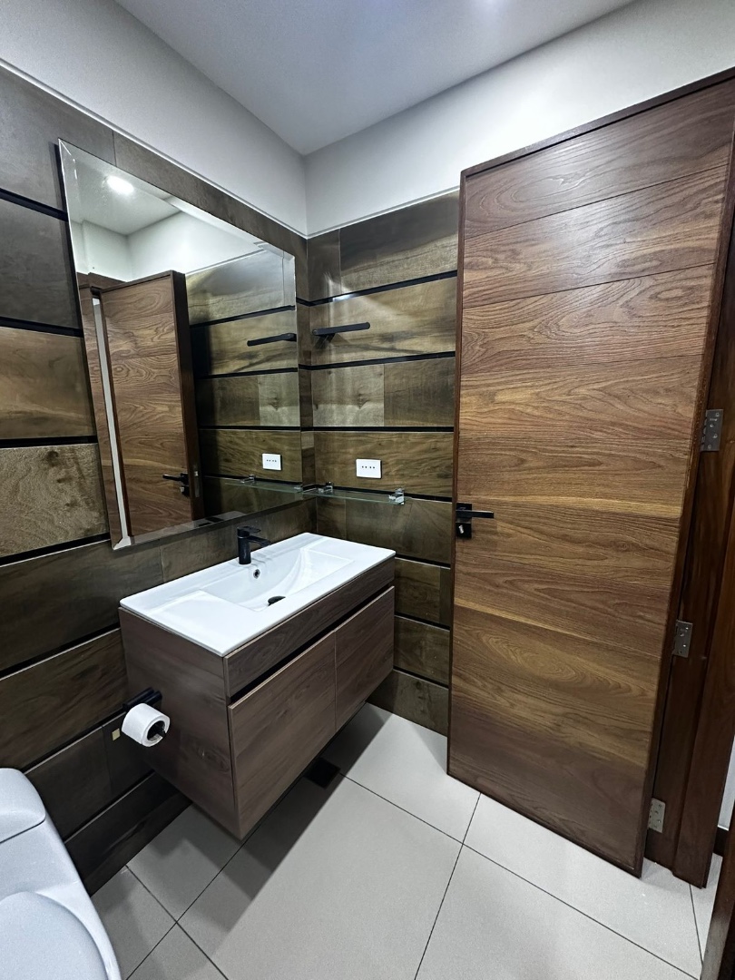 Departamento Skype Equipetrol, diagonal Manzana 40, sin amoblar Foto 3