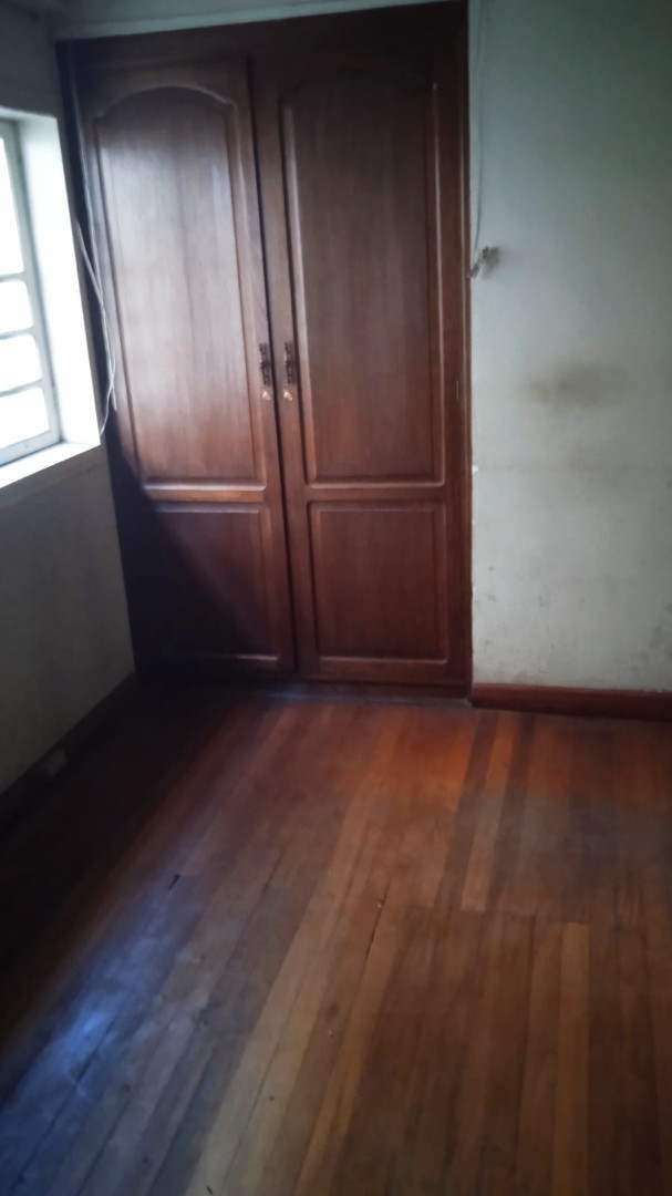 Casa en Noroeste en Cochabamba 4 dormitorios 3 baños 6 parqueos Foto 9