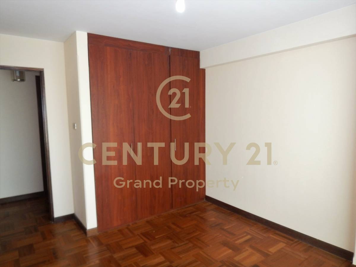 Departamento Av. Sanchez Lima Nº 2326, Edif. Valentina Piso 13 Depto 13A Foto 16