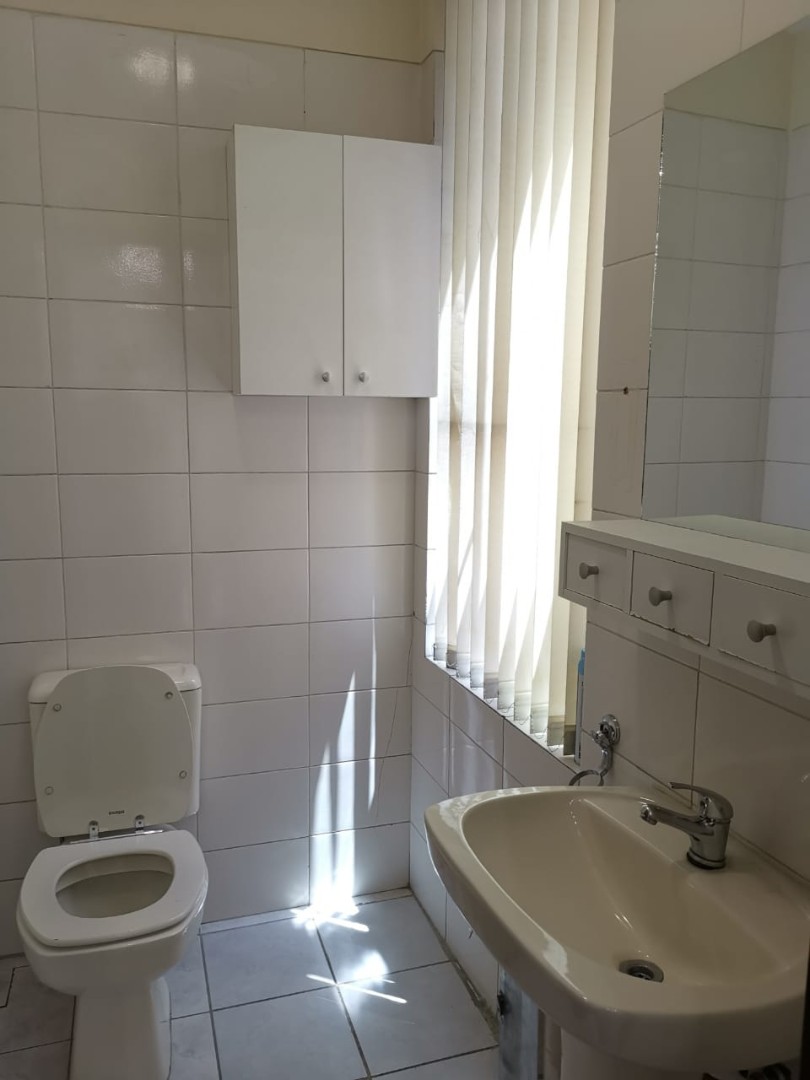 Oficina en San Jorge en La Paz 5 dormitorios 1 baños  Foto 8