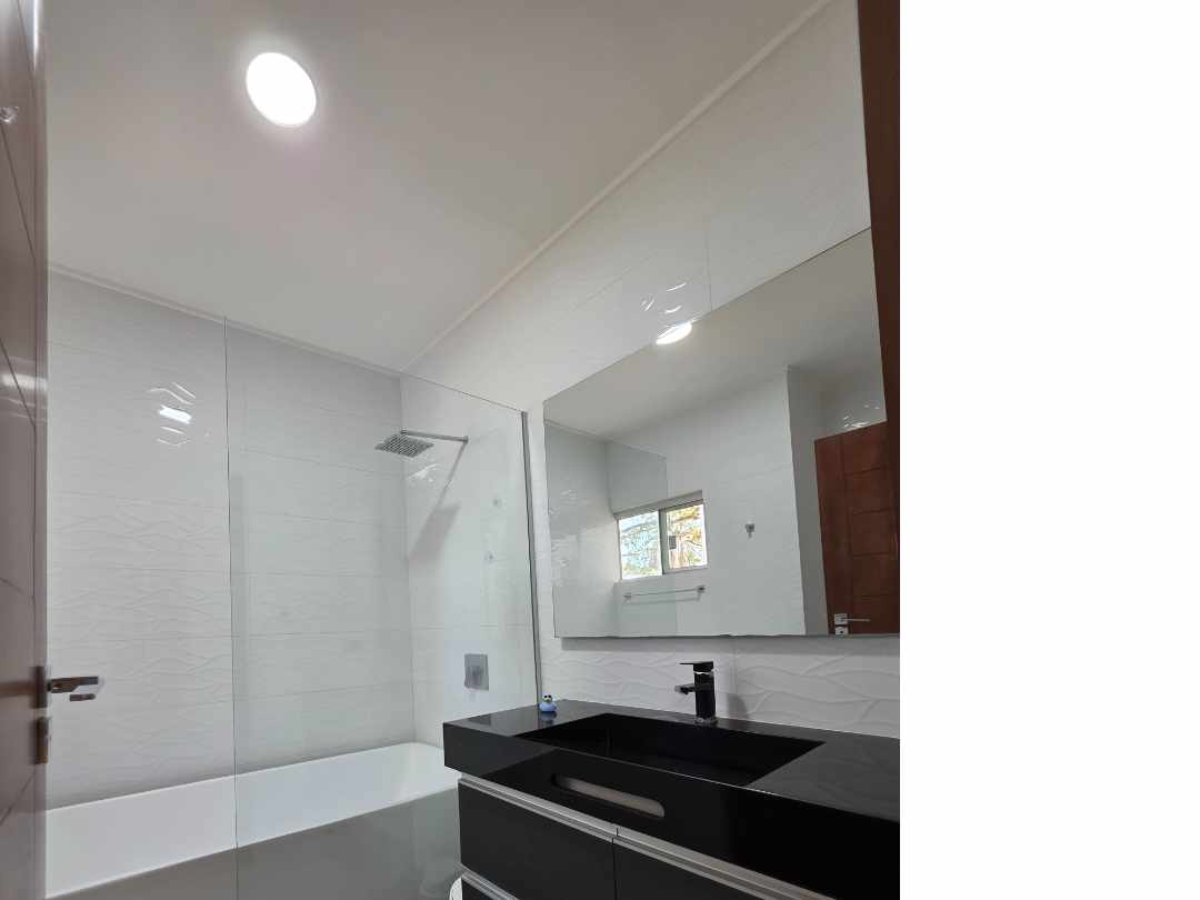 Casa en Carretera Norte en Santa Cruz de la Sierra 6 dormitorios 7 baños 3 parqueos Foto 45