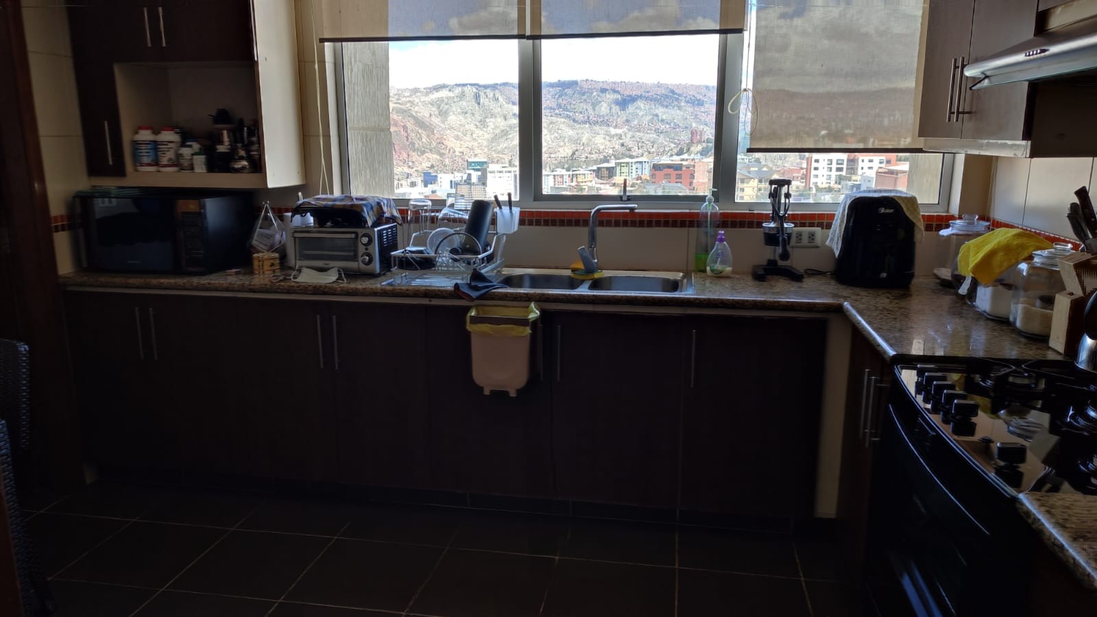 Departamento en VentaAV. COSTANERA 3 dormitorios 4 baños 1 parqueos Foto 7