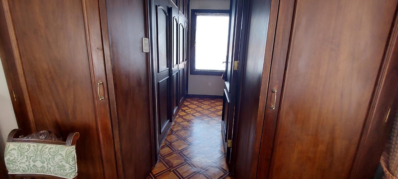 Casa en VentaACHUMANI CALLE 22, LINDA CASA EN VENTA 4 dormitorios 4 baños 3 parqueos Foto 5