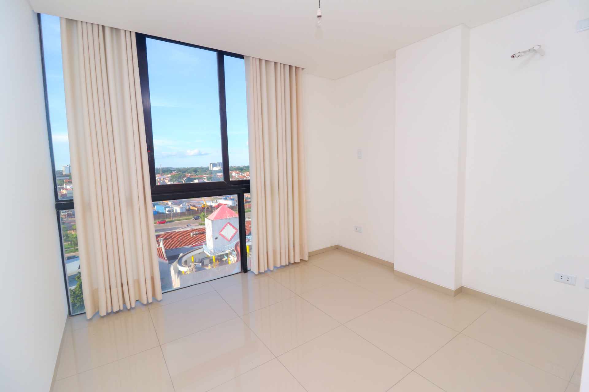 Departamento en Venta5to Anillo, Av. Cristo Redentor 1 dormitorios 1 baños  Foto 12