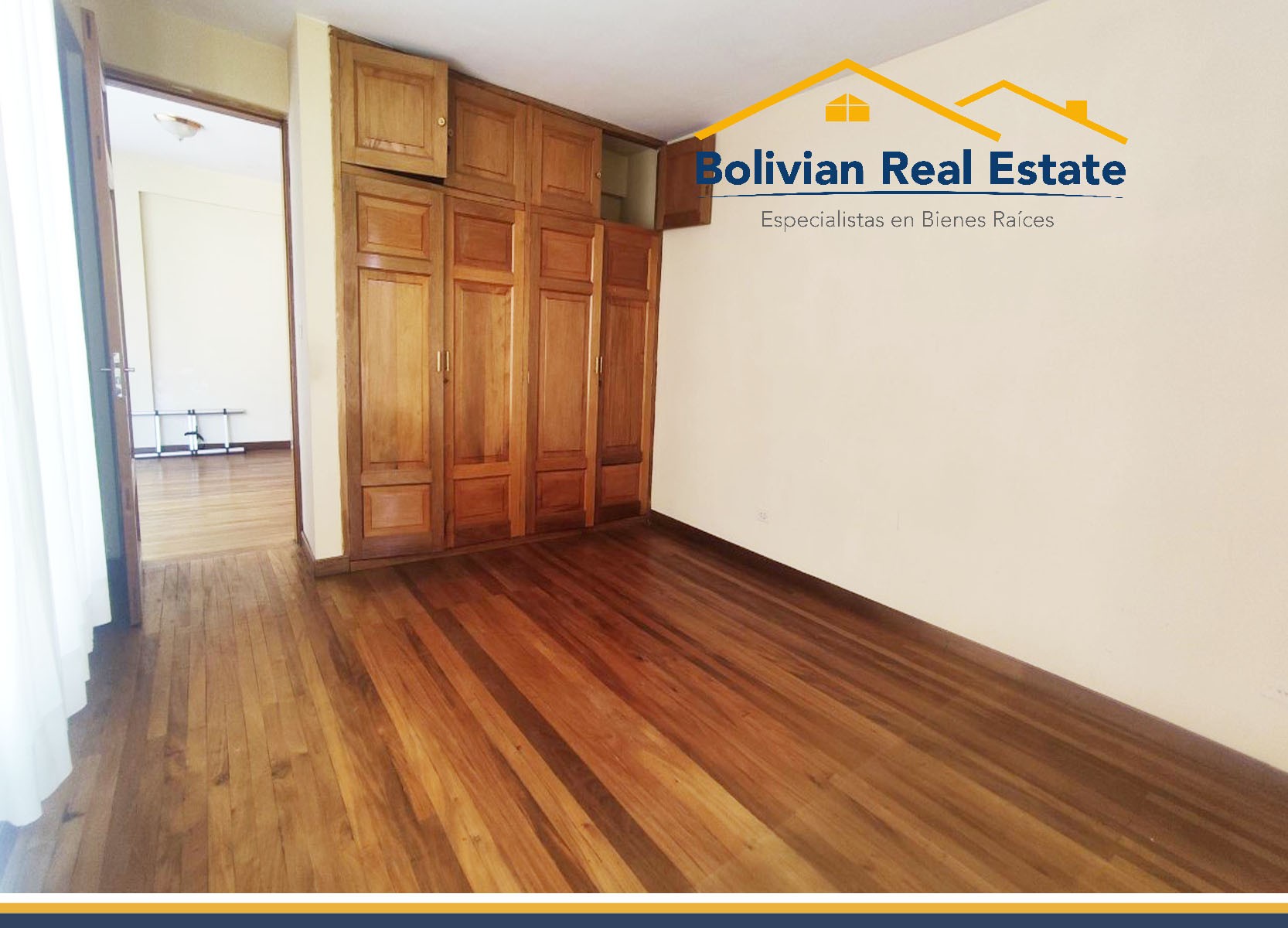 Casa en Irpavi en La Paz 7 dormitorios 6 baños 3 parqueos Foto 12