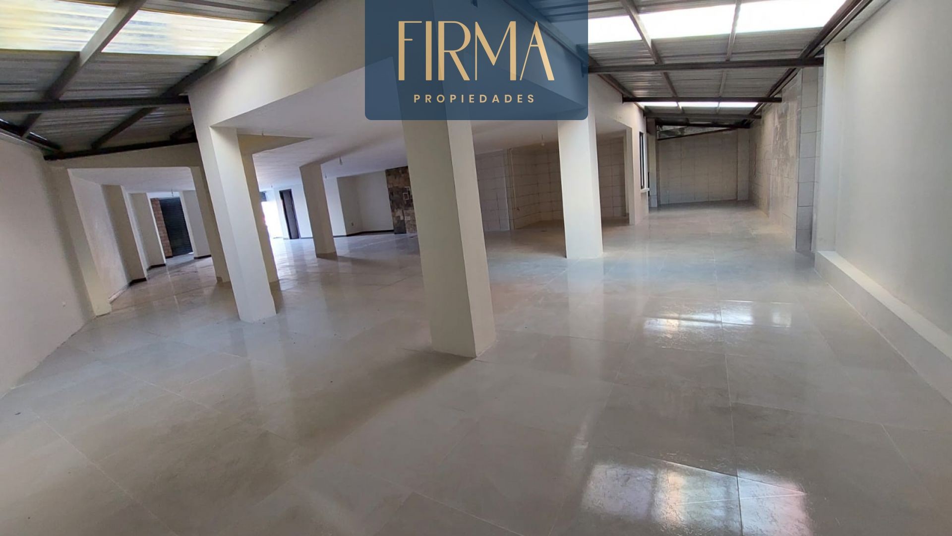 Local comercial ✨ALQUILA ESTE LOCAL COMERCIAL EN MIRAFLORES✨ Foto 1