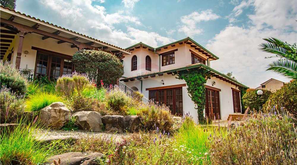 Casa en Aranjuez en Cochabamba 4 dormitorios 5 baños 7 parqueos Foto 19