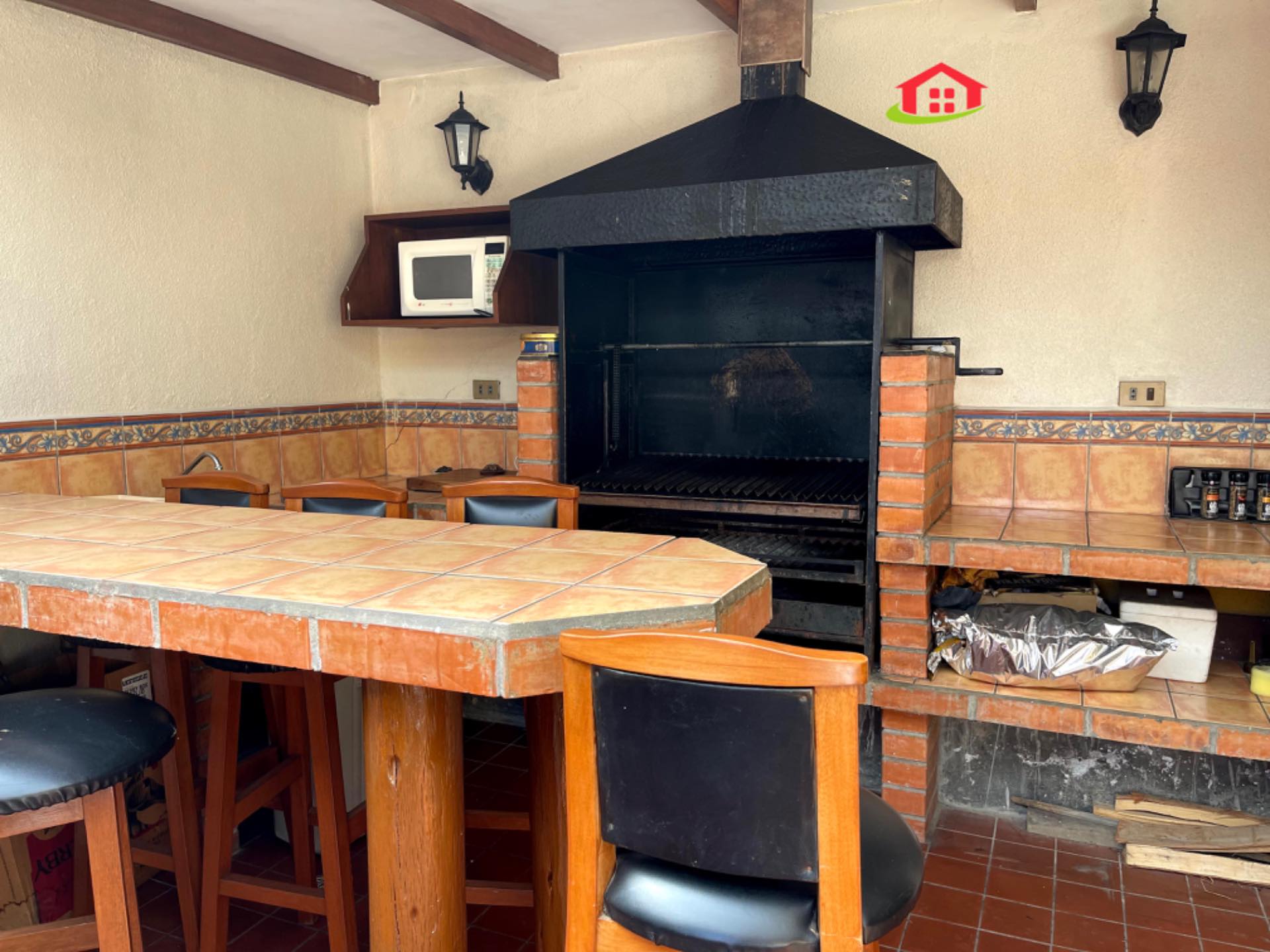 Casa en AlquilerAchumani calle 38 5 dormitorios 6 baños 3 parqueos Foto 11