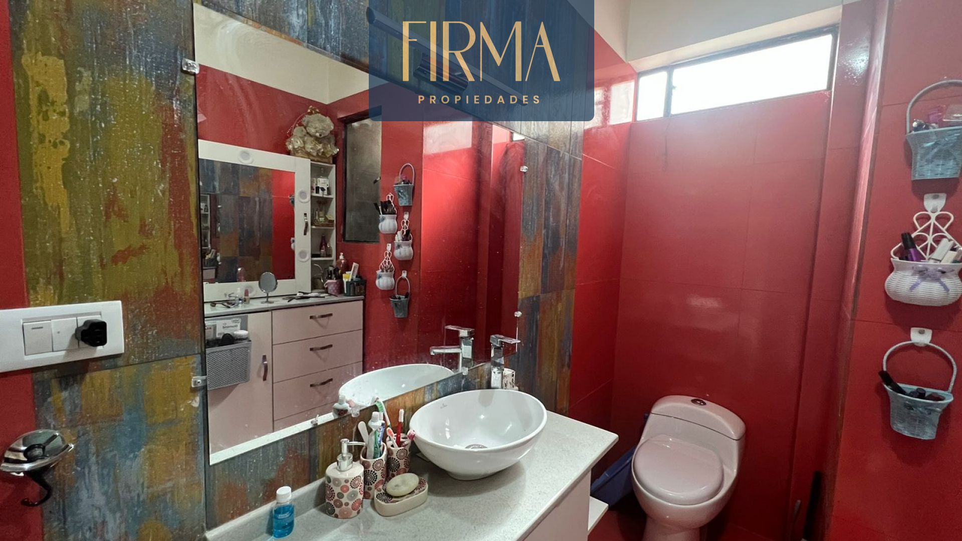 Departamento en VentaCOMPRA ESTE PENTHOUSE EN MIRAFLORES Foto 2