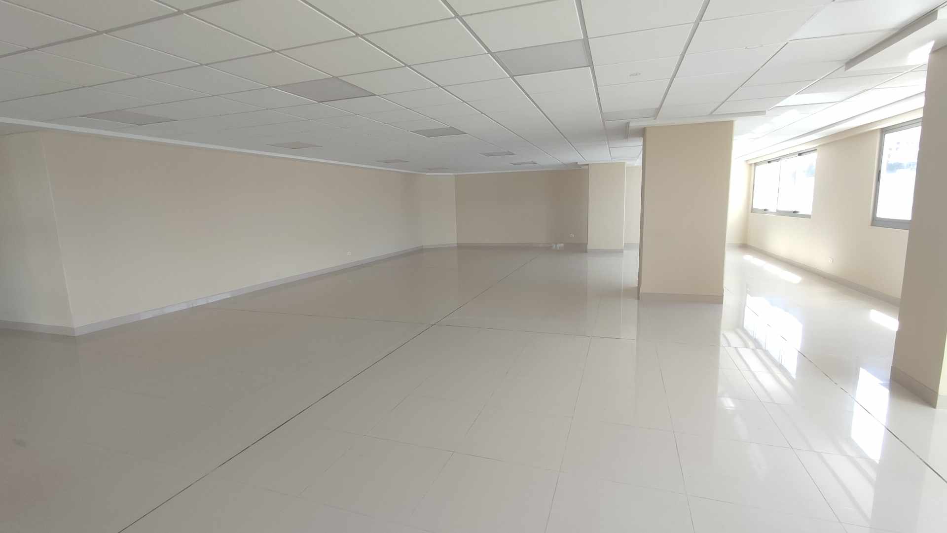 Departamento en VentaDepartamento en Condominio Torres del Poeta - Torres Mall Foto 12