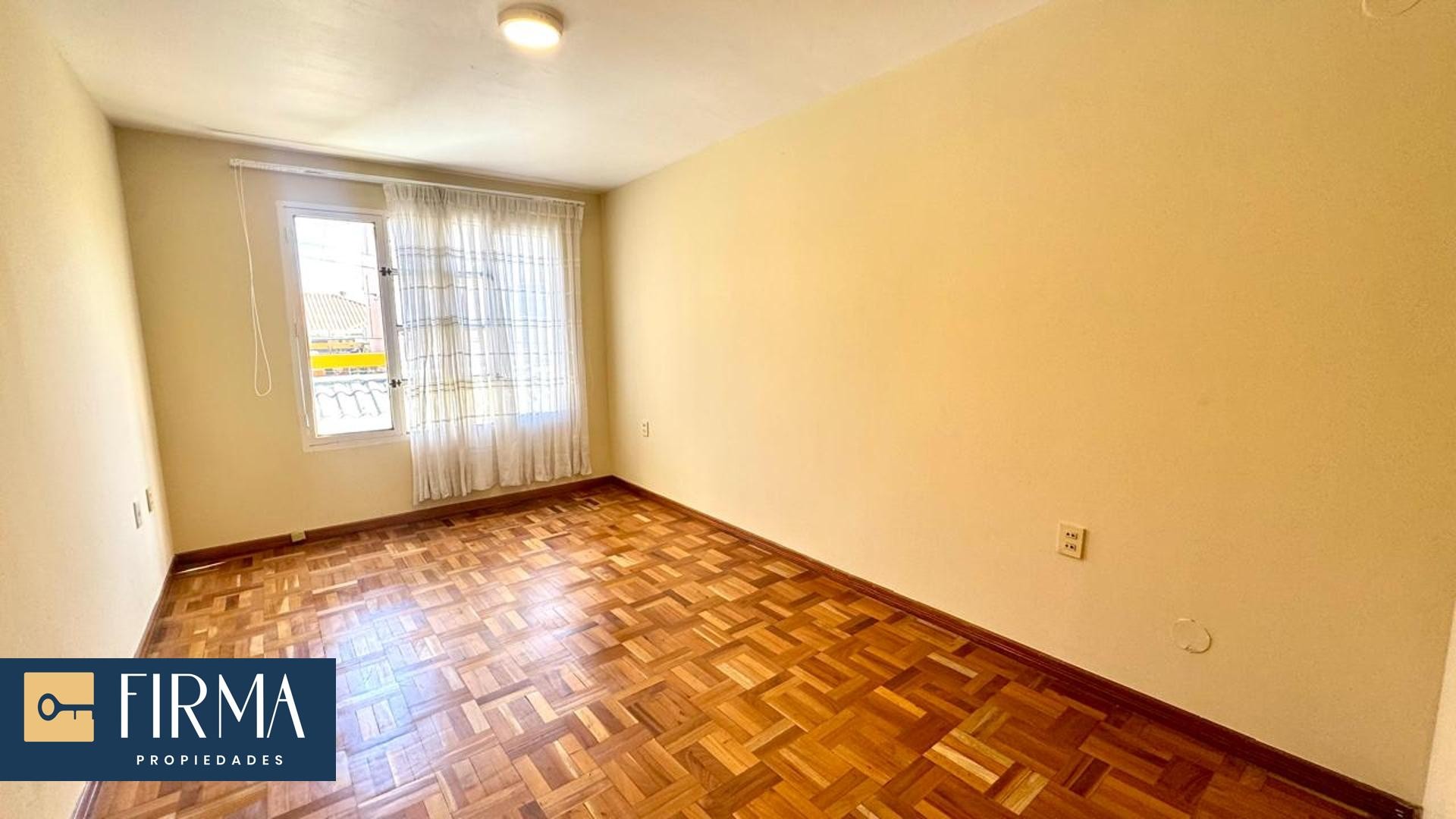 Casa en AlquilerCASA EN ALQUILER EN ACHUMANI - MESETA 4 dormitorios 4 baños 3 parqueos Foto 17