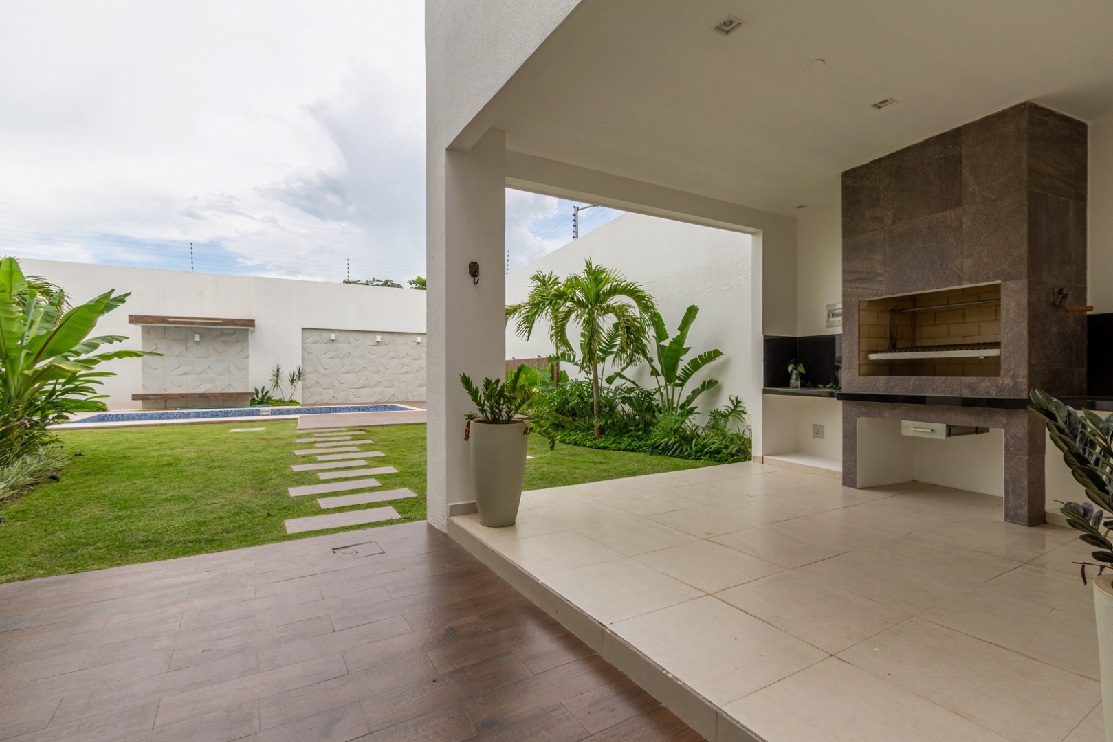 Casa en AlquilerAv. Octavo Anillo Banzer  Foto 7