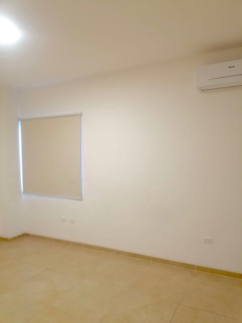 En Alquiler a $us 320 Foto 7