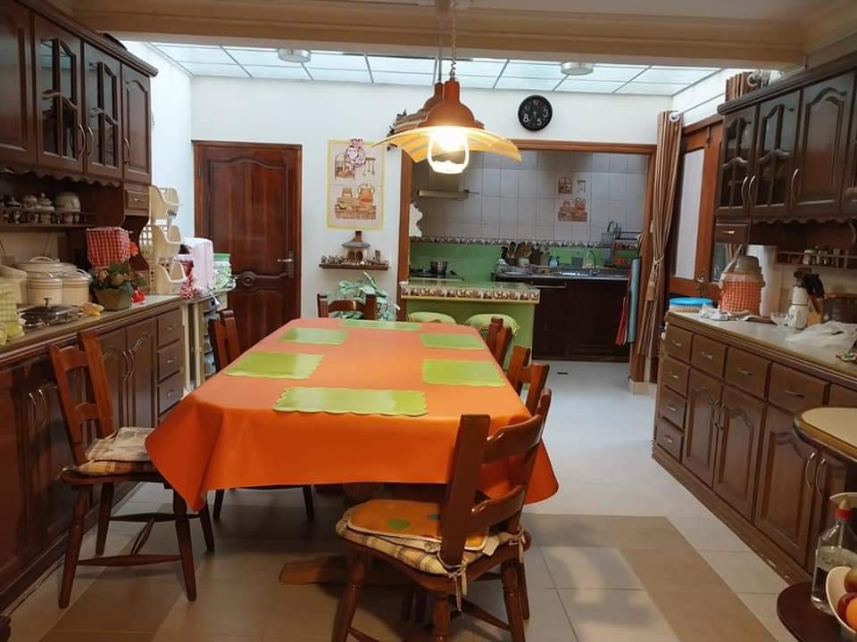 Casa en VentaZona sur de la ciudad, en Achumani sobre la Av del Aviador, a la altura de la calle 16. Atrás del supermercado Ketal Foto 15