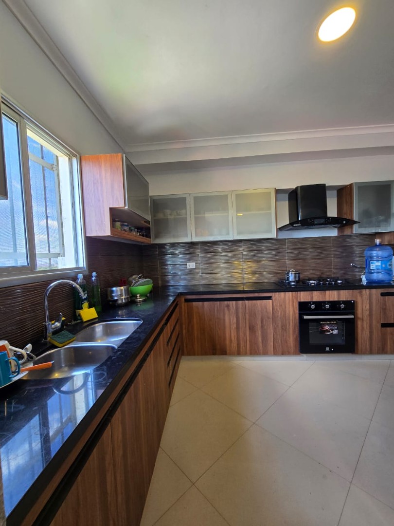 Departamento en AlquilerURUBO CONDOMINIO 360 DEPARTAMENTO TRIPLEX ALQUILER 4 dormitorios 4 baños 2 parqueos Foto 16