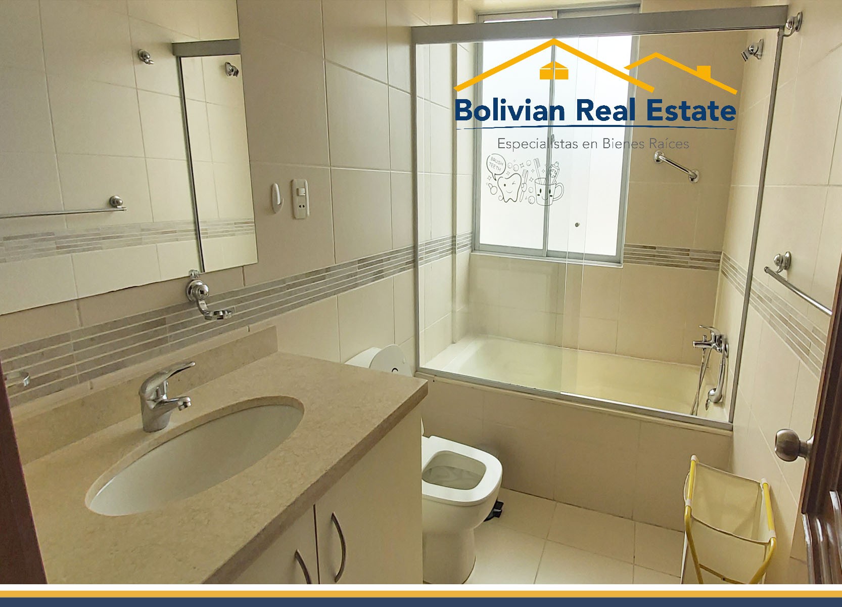Departamento en AlquilerCALACOTO, Av. BALLIVIAN, TE OFRECEMOS UN  SOLEADO DEPARTAMENTO AMOBLADO EN ALQUILER 4 dormitorios 3 baños 1 parqueos Foto 12