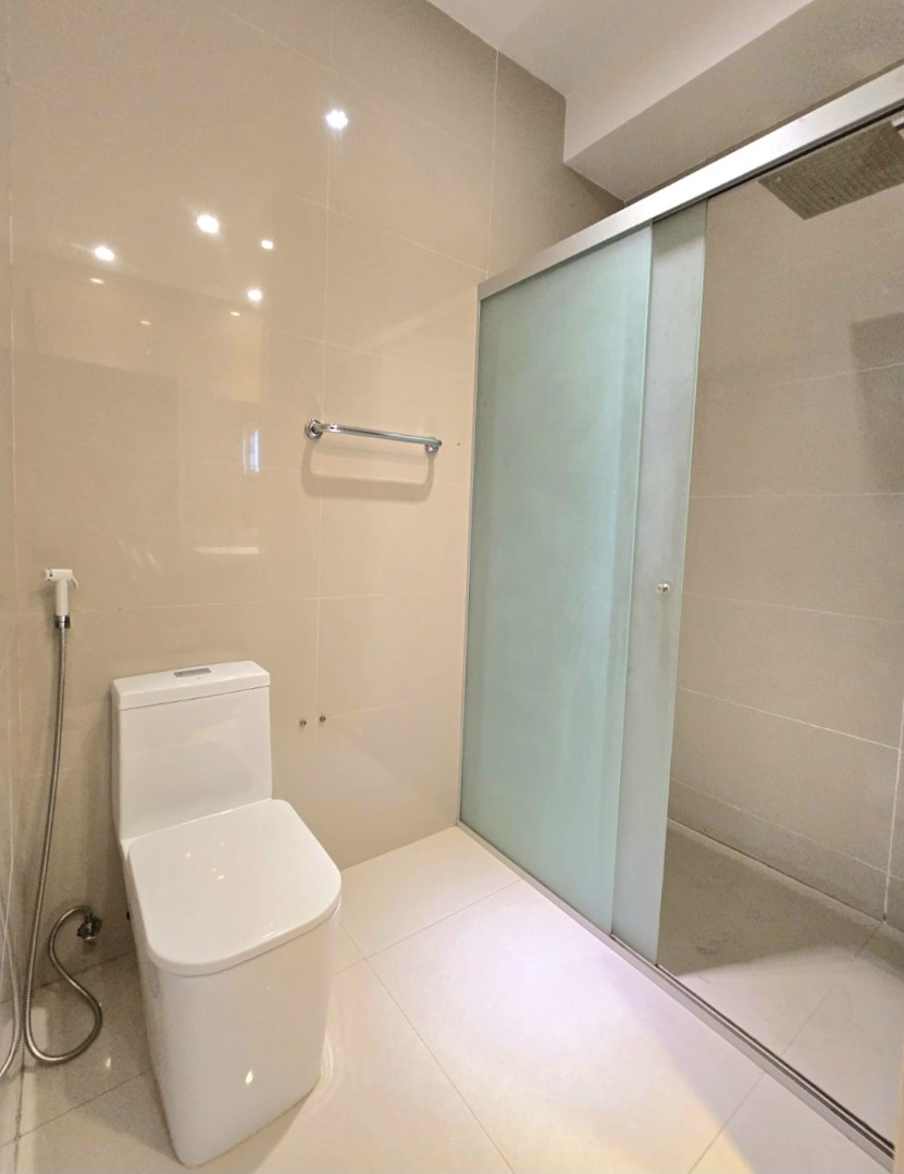 Departamento en Entre 8vo y 9no anillo Norte en Santa Cruz de la Sierra 3 dormitorios 4 baños 2 parqueos Foto 12
