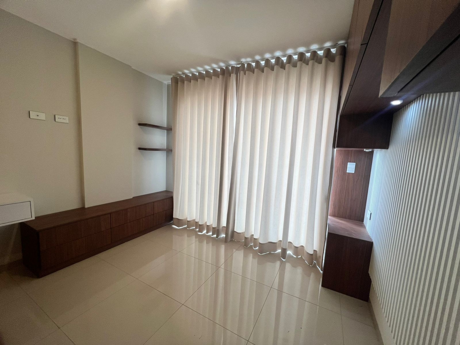 Departamento en Entre 6to y 7mo anillo Norte en Santa Cruz de la Sierra 1 dormitorios 1 baños 1 parqueos Foto 11