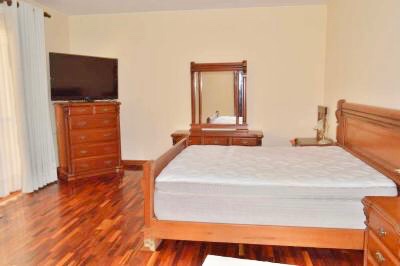 Departamento en Achumani en La Paz 4 dormitorios 4 baños 1 parqueos Foto 6