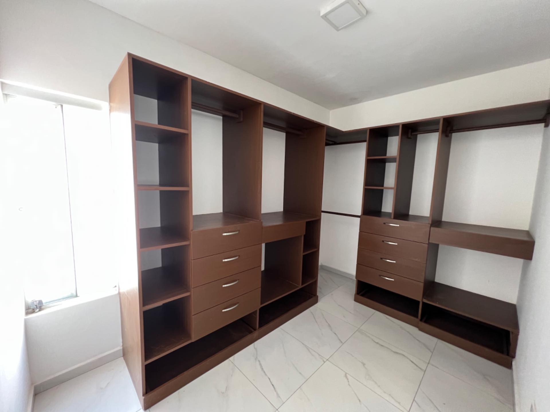 Casa en AlquilerCONDOMINIO LOS PARQUES DEL URUBO I 4 dormitorios 5 baños 3 parqueos Foto 21